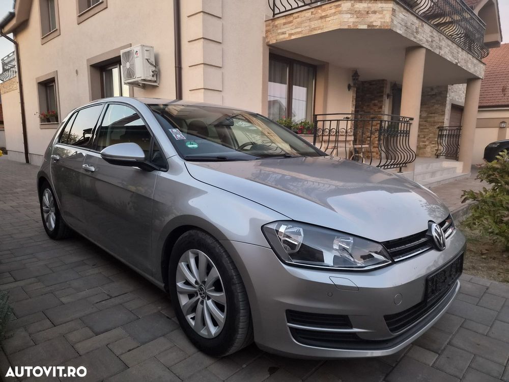 Volkswagen Golf - 12