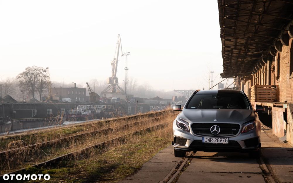 Mercedes-Benz GLA - 3