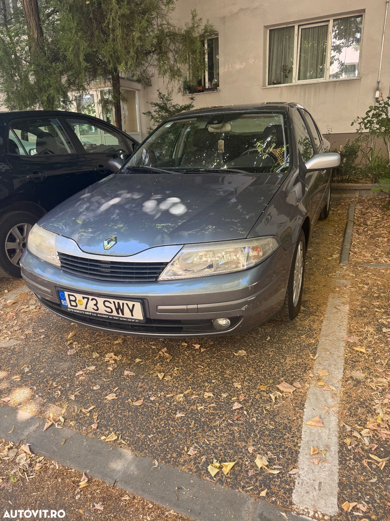 Renault Laguna - 1
