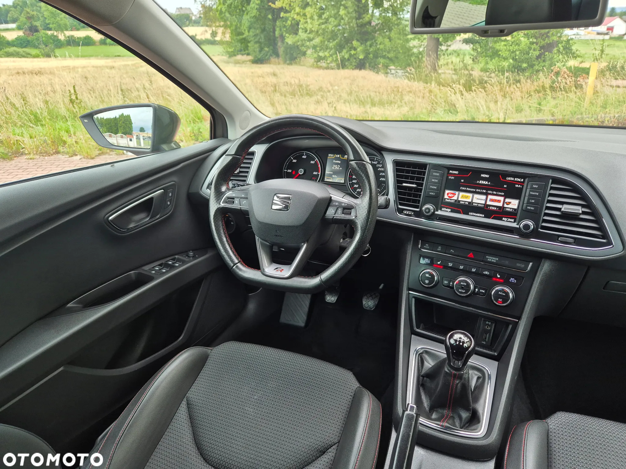 Seat Leon Sportstourer 2.0 TDI FR Plus - 19