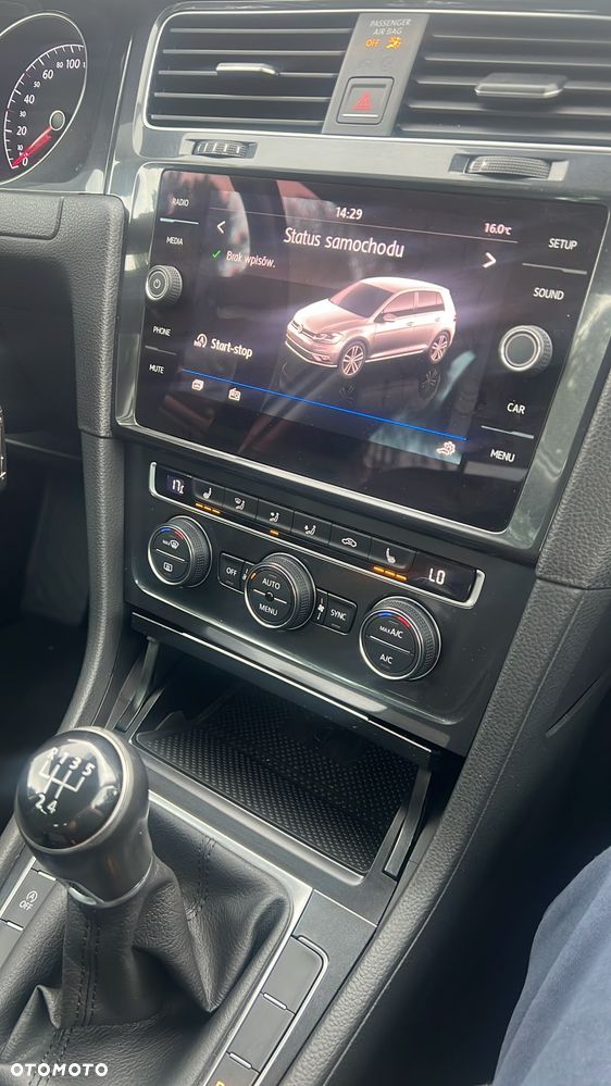 Volkswagen Golf - 7