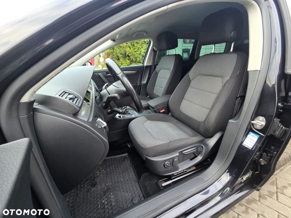 Volkswagen Passat Variant 2.0 Blue TDI SCR Comfortline - 26