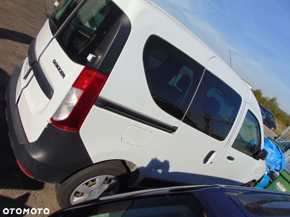 BŁOTNIK PRAWY TYŁ ĆWIARTKA BOK DACIA DOKKER - 1