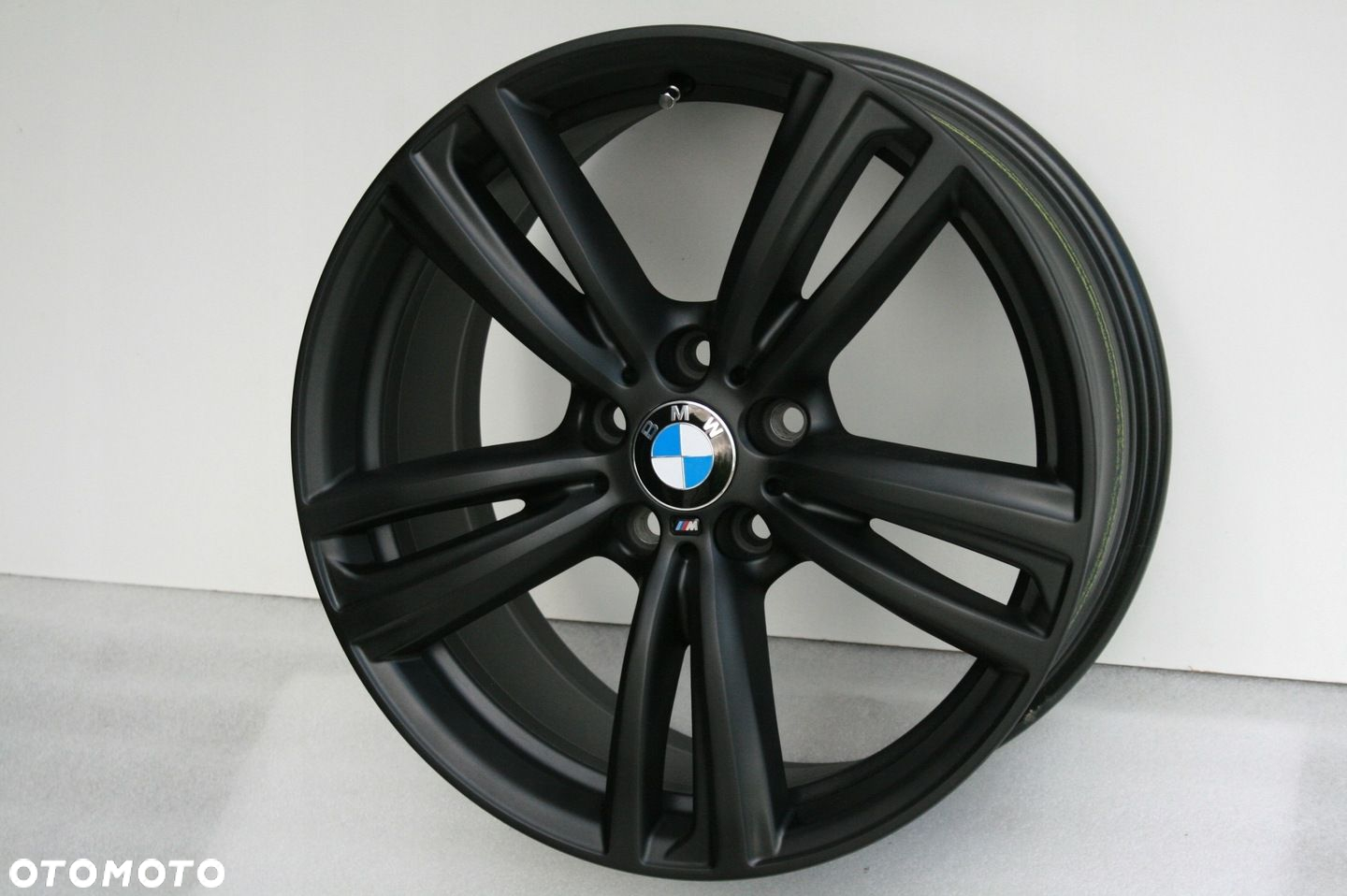 19 ORYGINAŁ BMW M-PAKIET 3 3GT 4 5 5GT 6 X1 X3 X4 - 5