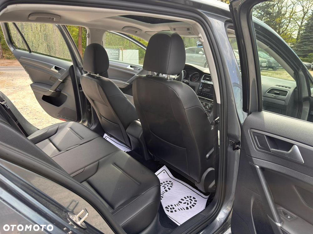 Volkswagen Golf - 17