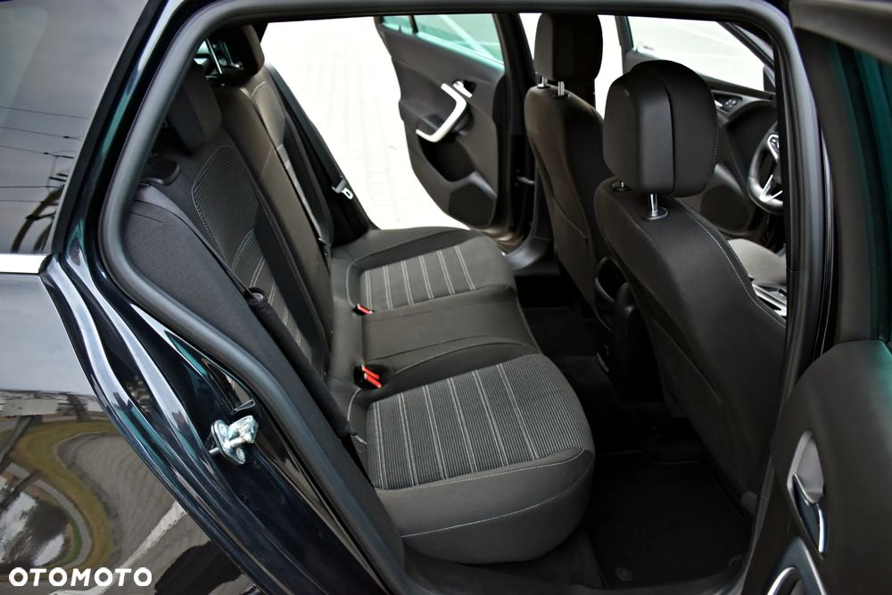 Opel Insignia 2.0 CDTI Cosmo S&S - 29