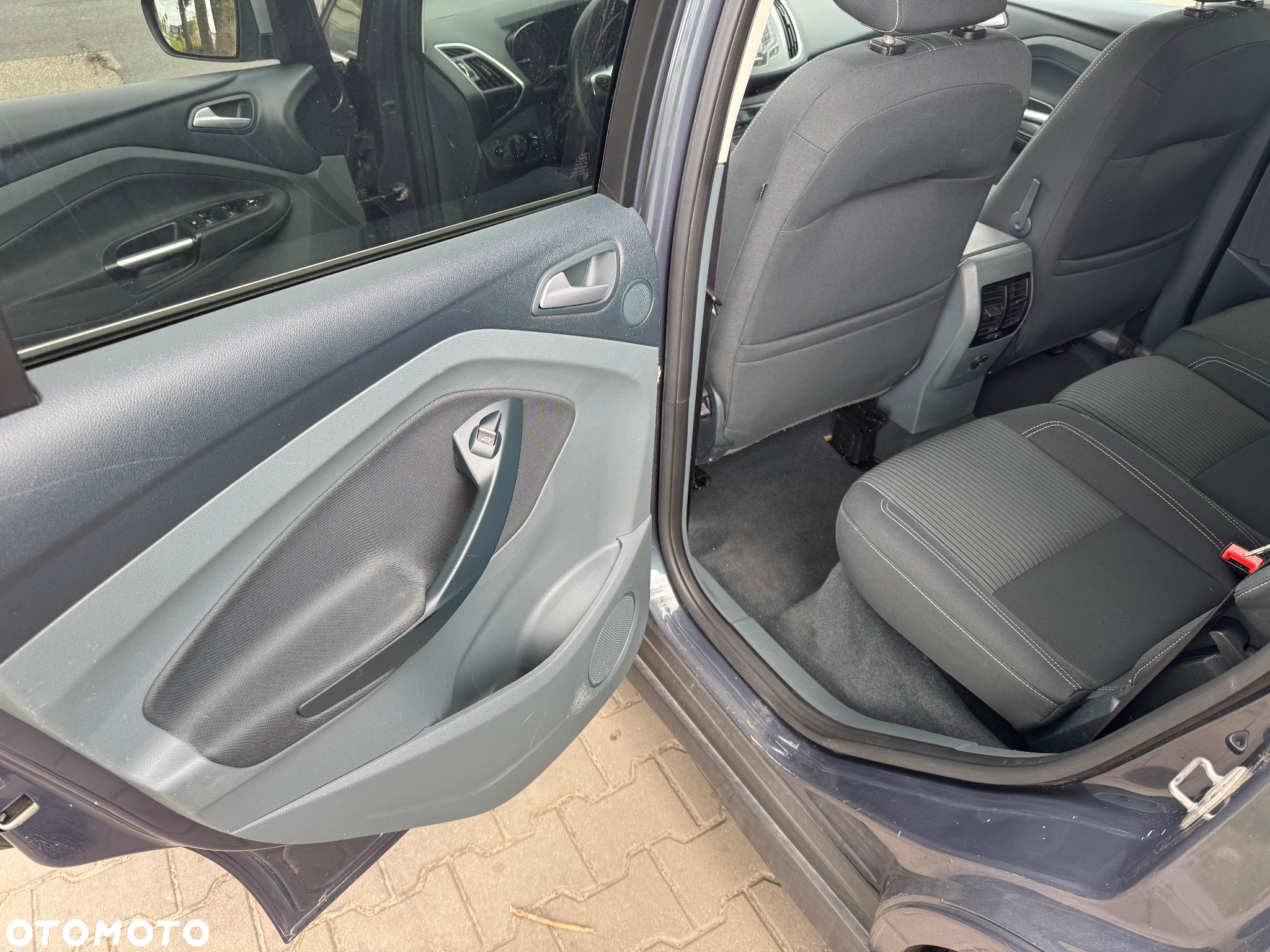 Ford C-MAX 1.6 TDCi Titanium - 16