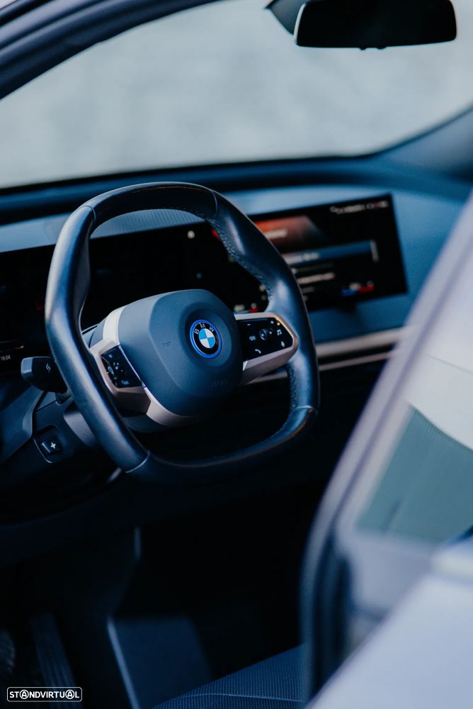 BMW iX xDrive40 - 51