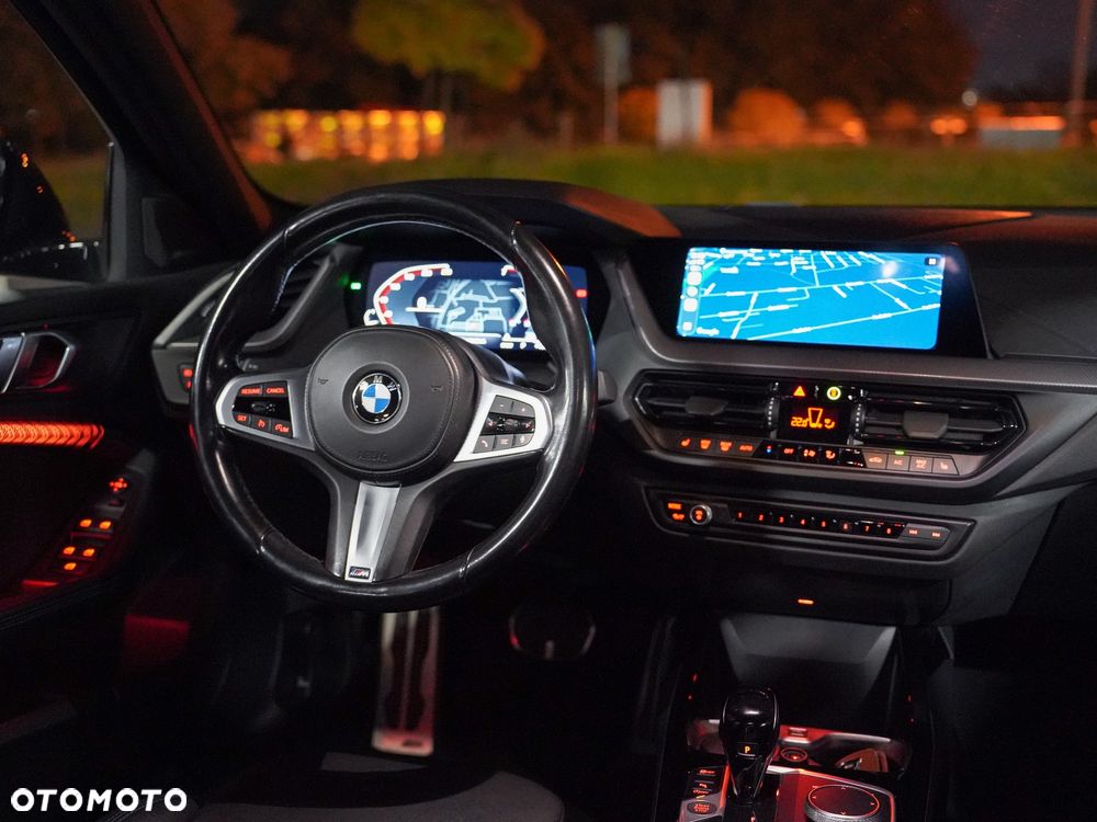 BMW Seria 1 118i M Sport - 13