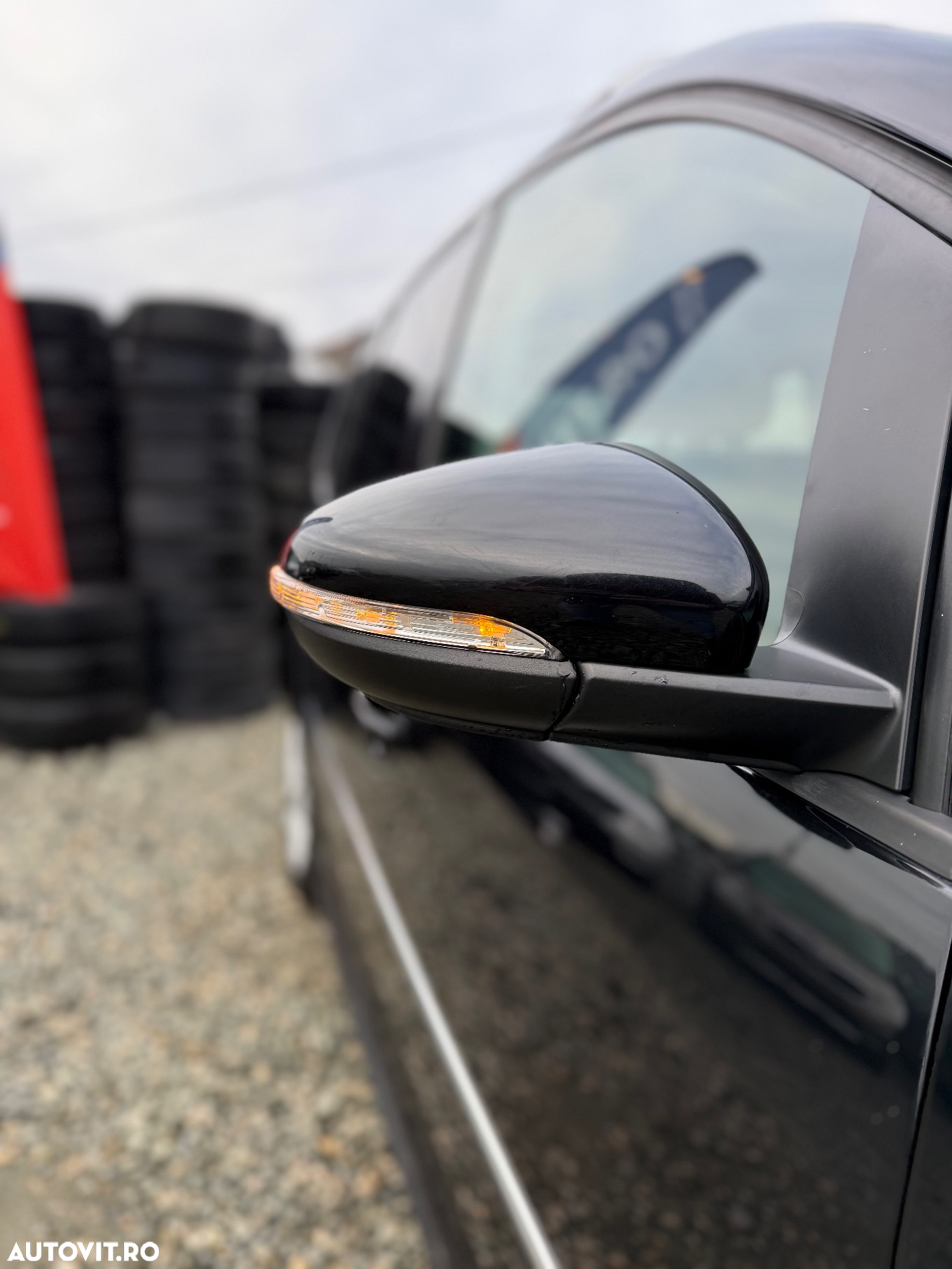 Volkswagen Touran 1.6 TDI DSG Highline - 18