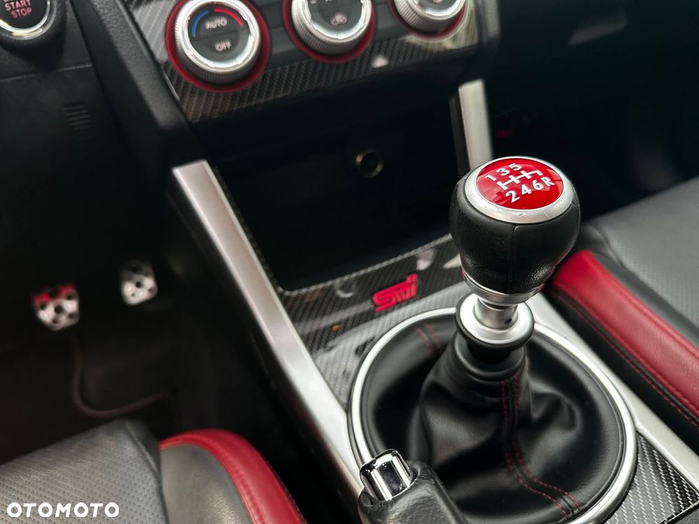 Subaru WRX STI 2.5 Exclusive - 11