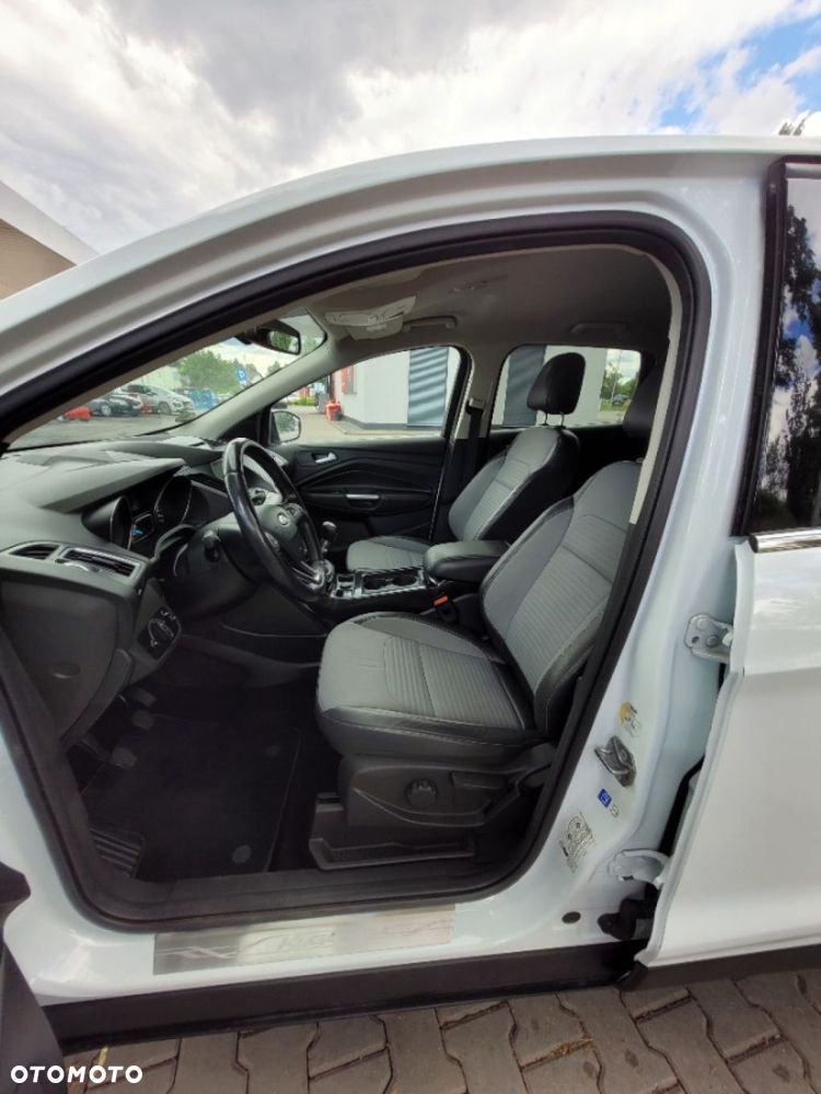 Ford Kuga 2.0 TDCi 4WD Titanium - 13