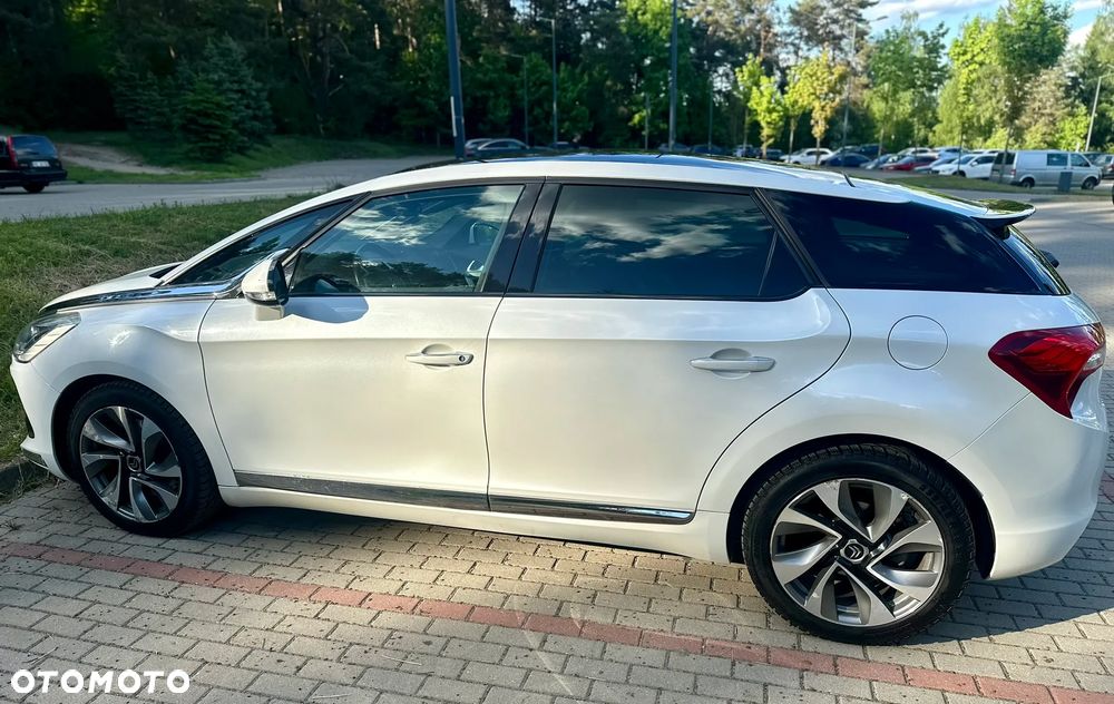 Citroën DS5 2.0 HDi SportChic - 2