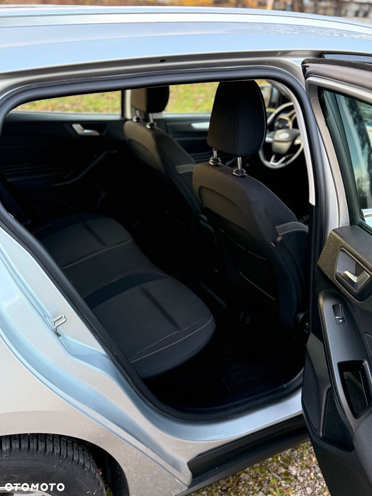 Ford Focus 1.0 EcoBoost Active Business - 6