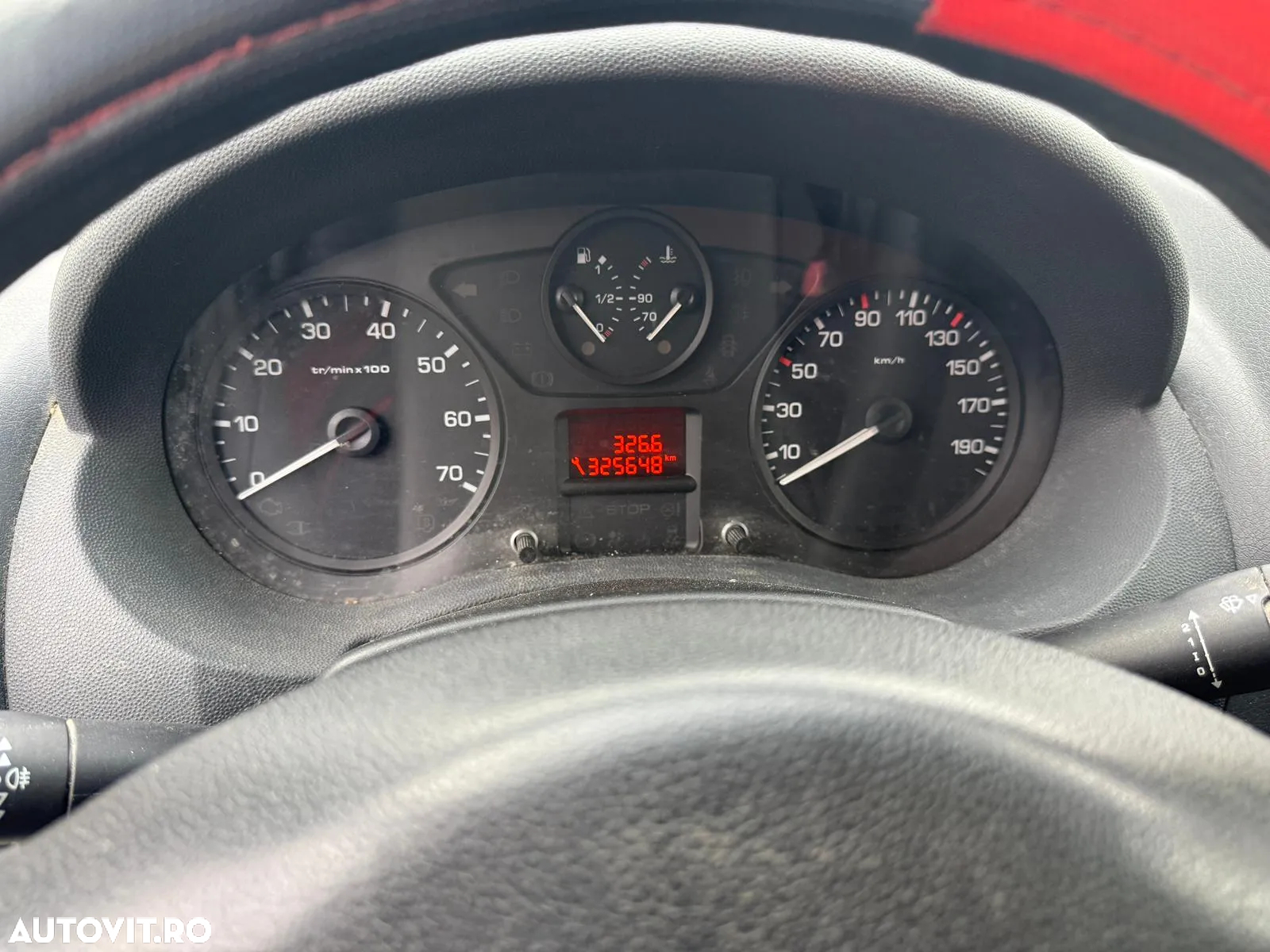Peugeot Expert L2H1 - 8
