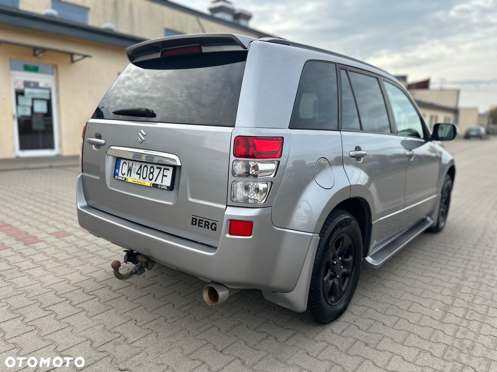 Suzuki Grand Vitara 3.2 V6 Elegance - 6