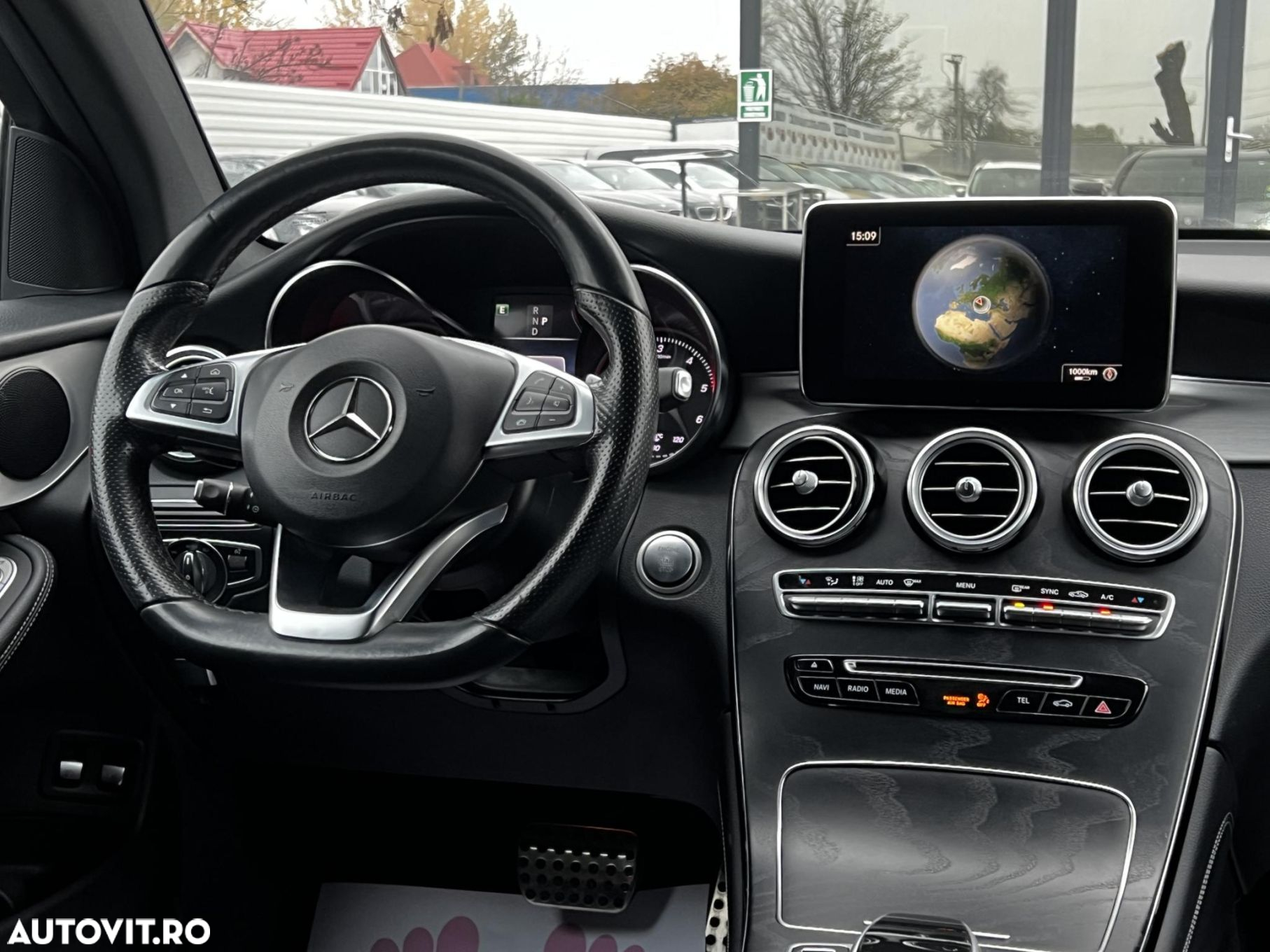 Mercedes-Benz GLC - 8