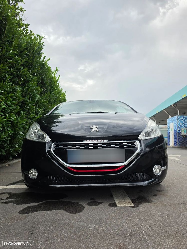 Peugeot 208 GTI 200 THP - 10