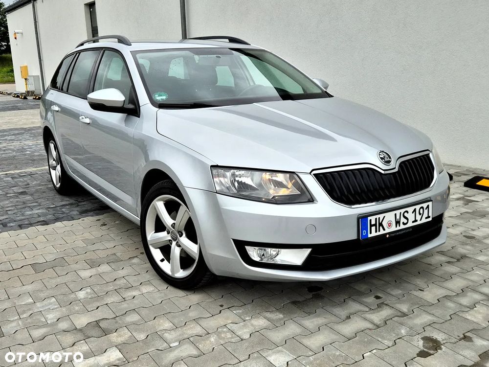 Skoda Octavia 1.6 TDI DPF Ambition - 12