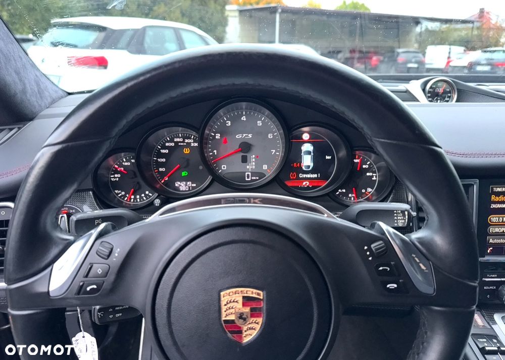Porsche Panamera GTS PDK - 23