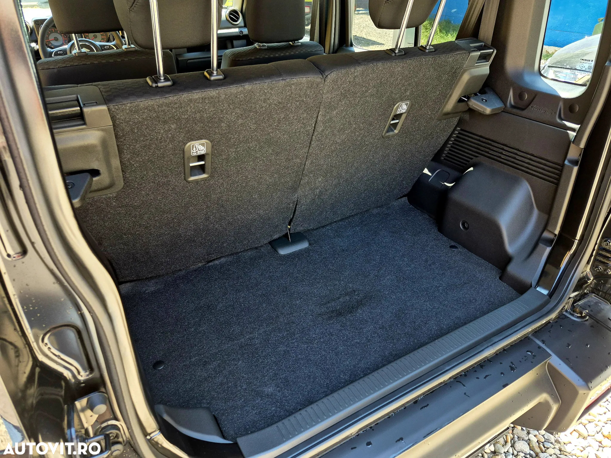 Suzuki Jimny 1.5 ALLGRIP GLX AT - 14