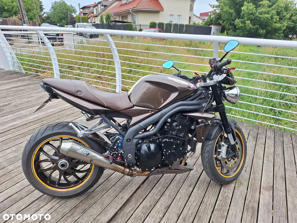 Triumph Speed Triple - 1