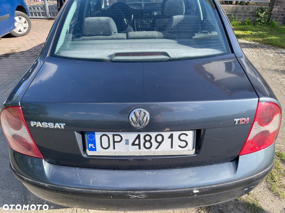 Volkswagen Passat 1.9 TDI Basis - 4