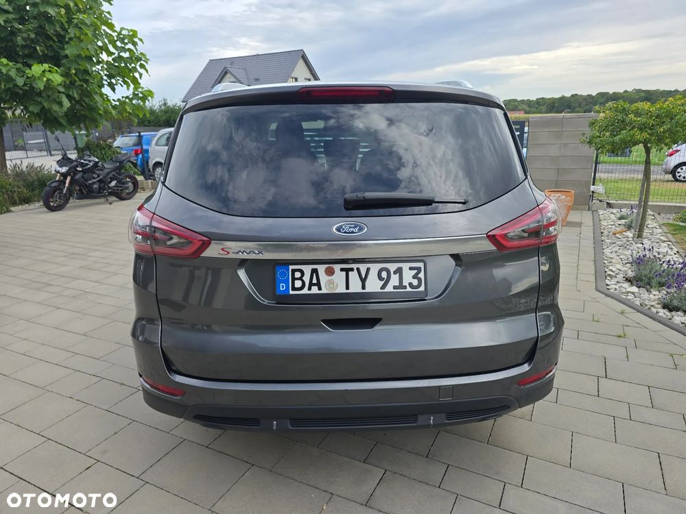 Ford S-Max 2.0 EcoBlue Titanium - 17