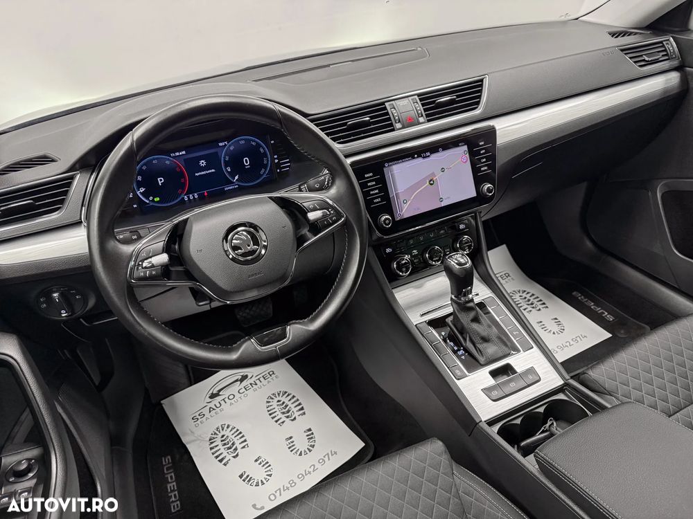 Skoda Superb 2.0 TDI DSG Style - 23