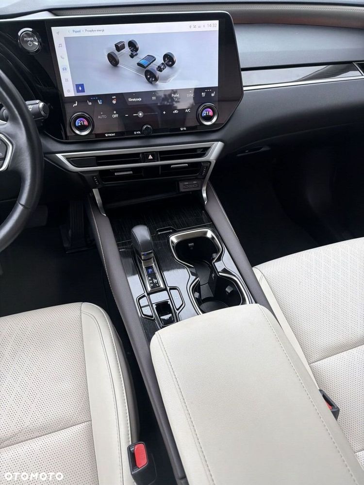 Lexus RX - 16