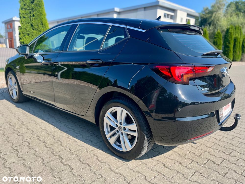 Opel Astra 1.4 Turbo Business - 11