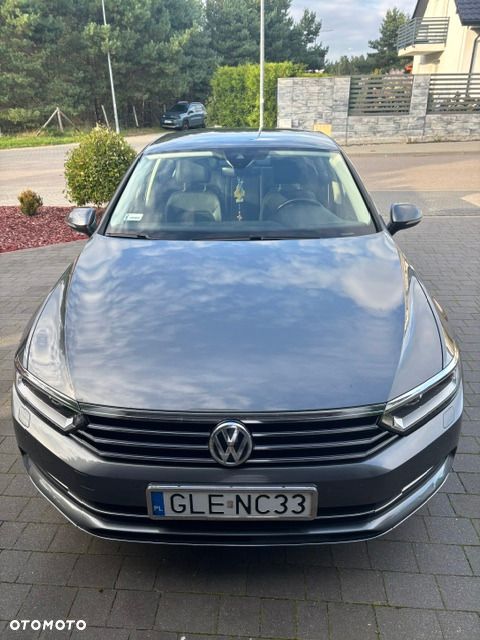 Volkswagen Passat 1.8 TSI BMT Highline DSG - 1