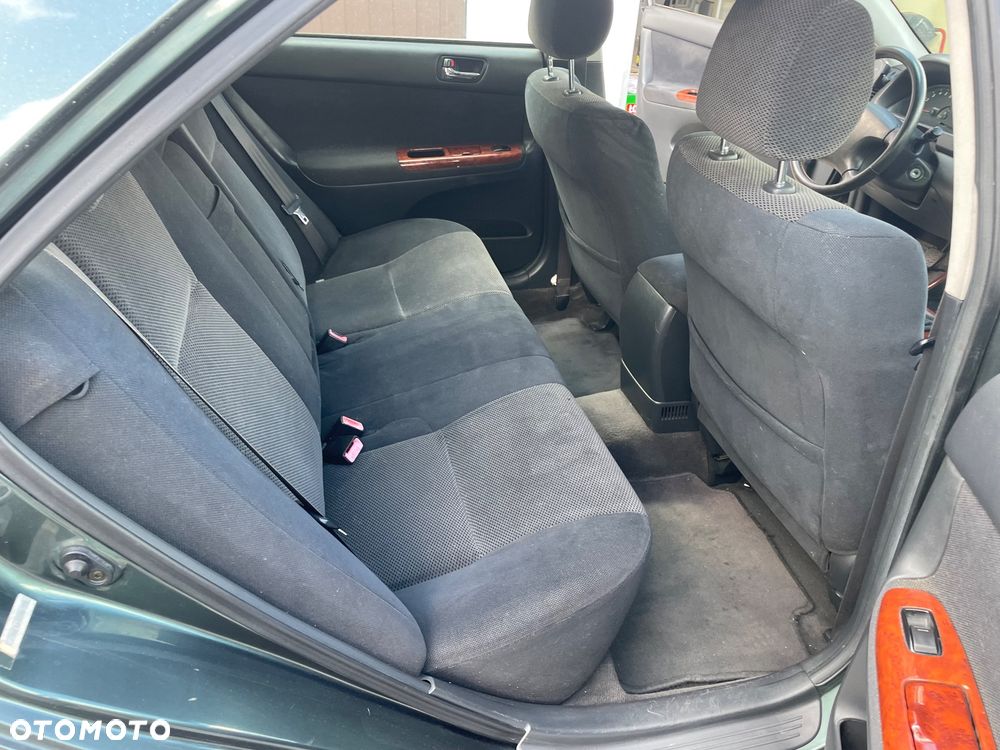 Toyota Camry 2.4 VVT-i - 14