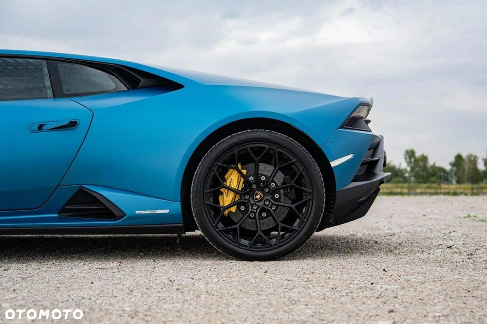 Lamborghini Huracan Performante - 12