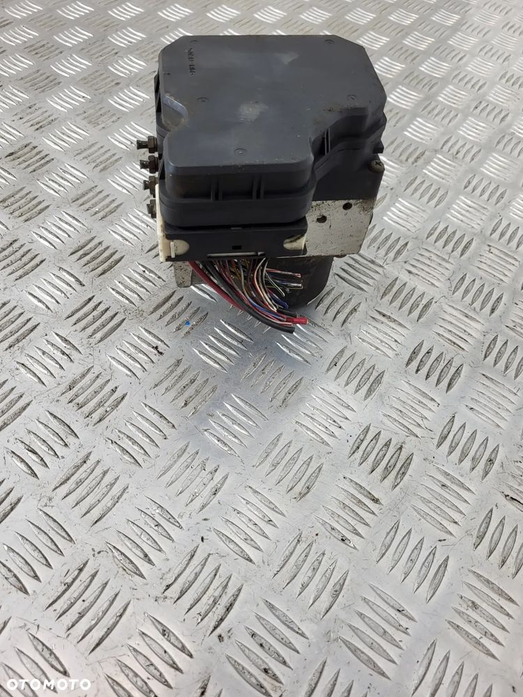 Mitsubishi L200 IV Pompa ABS - 2