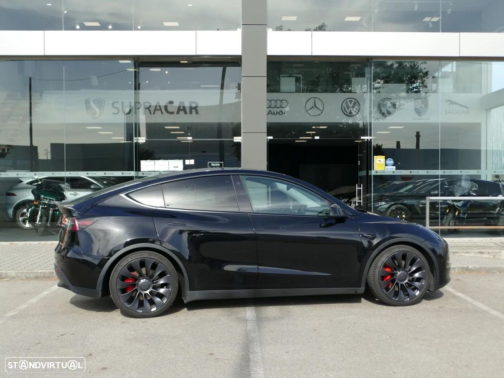 Tesla Model Y Performance Tração Integral - 41