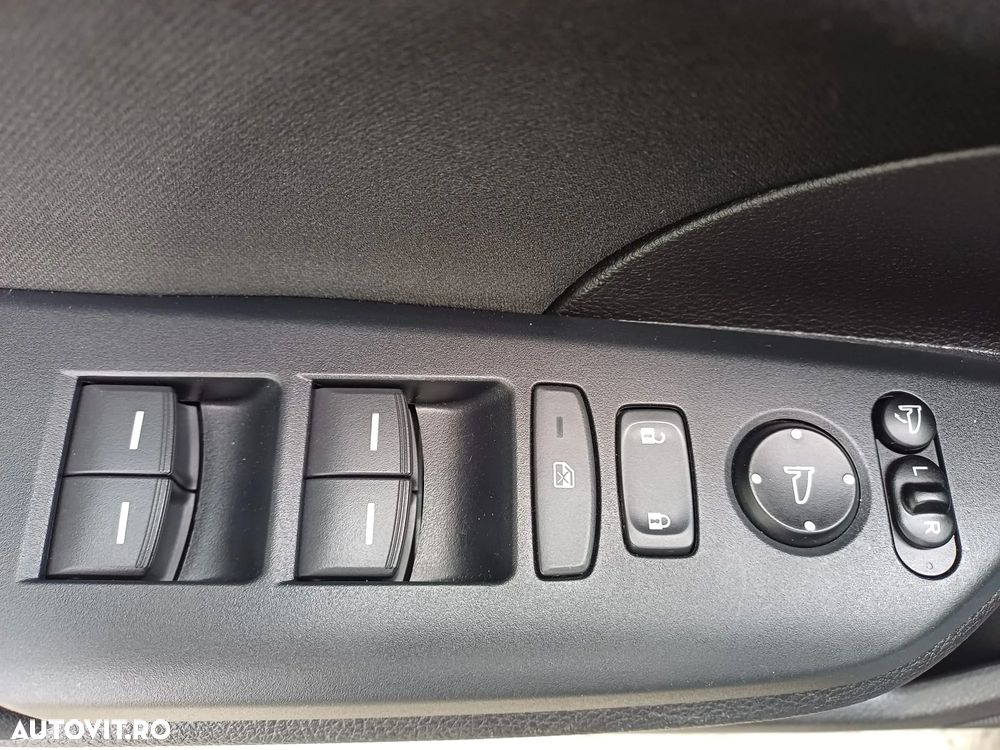 Honda Civic 1.5 VTEC Turbo CVT Sport Plus - 13