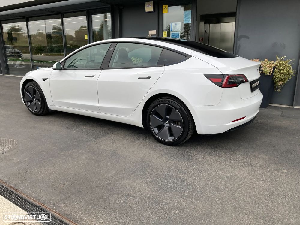 Tesla Model 3 RWD - 7