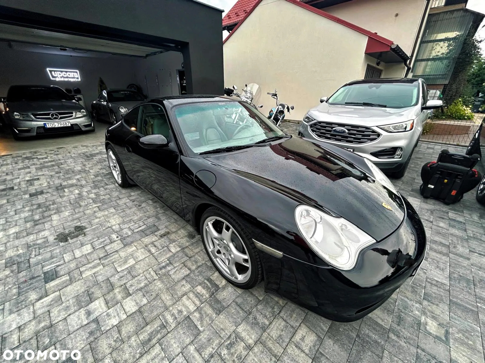 Porsche 911 Carrera - 24