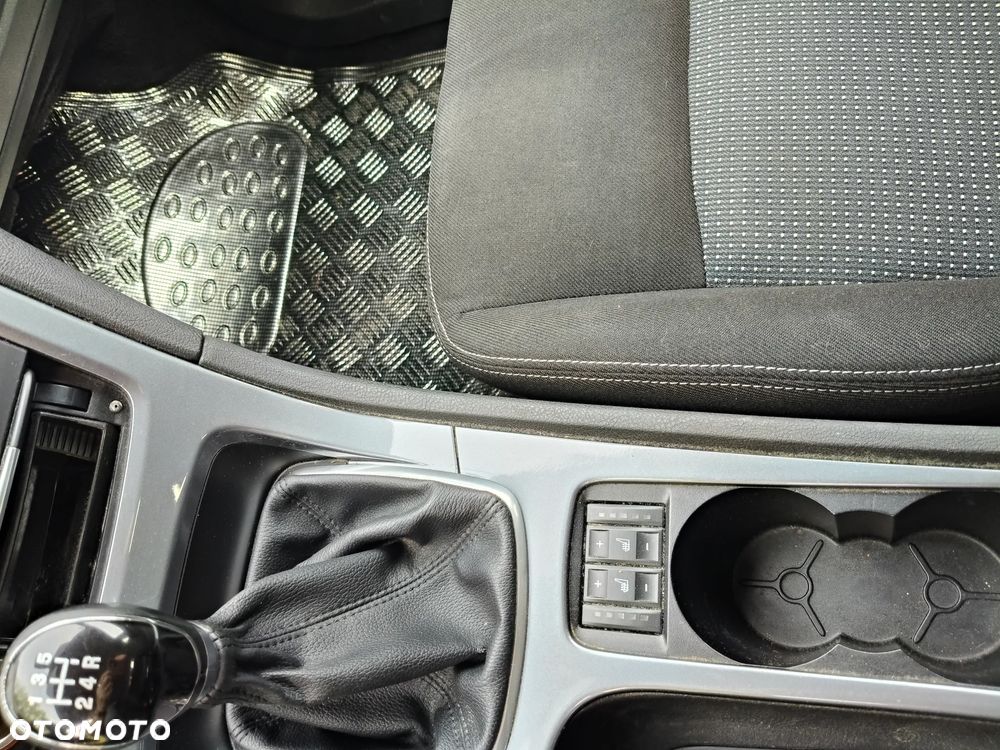 Ford Mondeo - 13