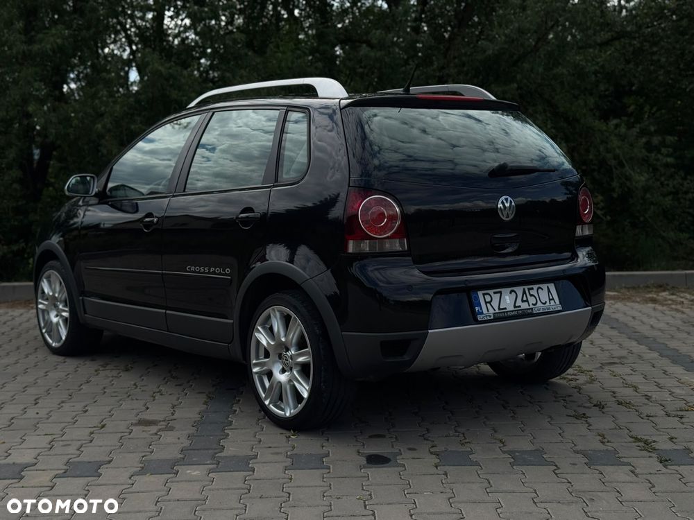 Volkswagen Polo Cross 2009 photo 4