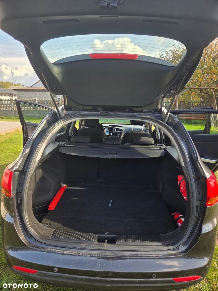 Kia Ceed - 7