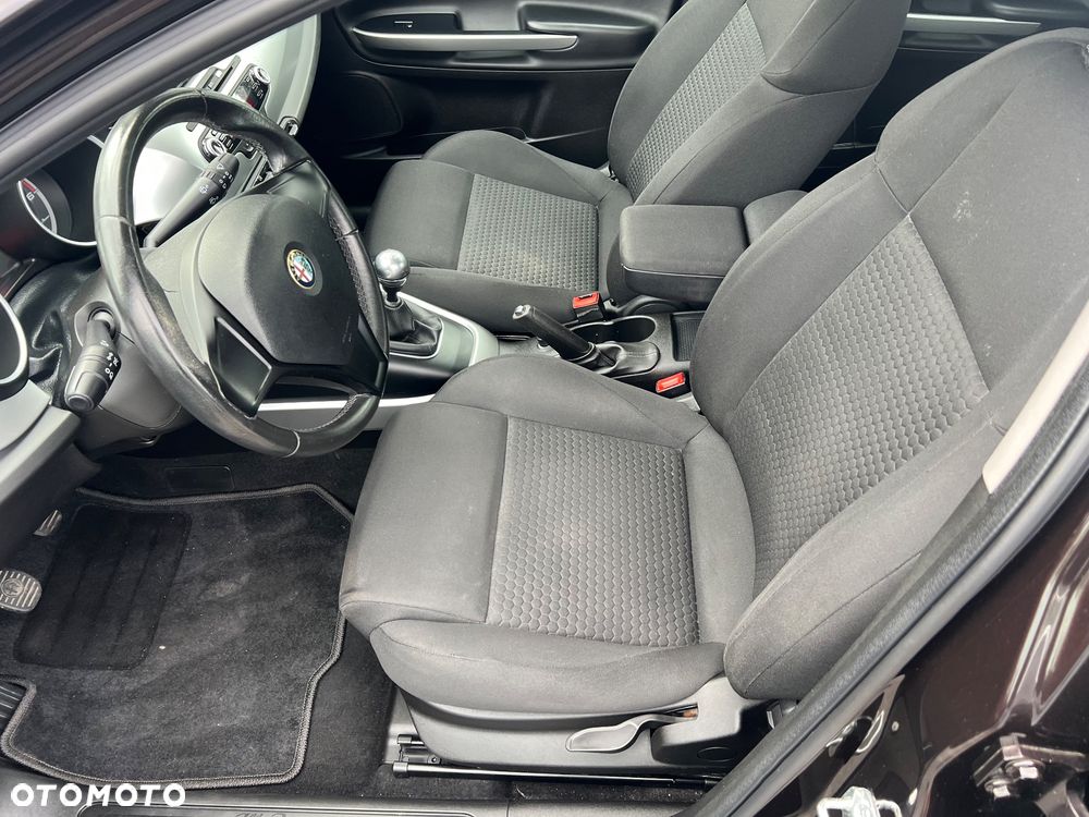 Alfa Romeo Giulietta 1.6 JTDM Sprint - 13