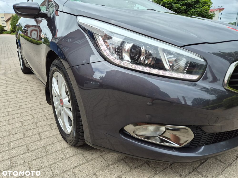 Kia Ceed 1.6 CRDi 128 Platinum Edition - 5