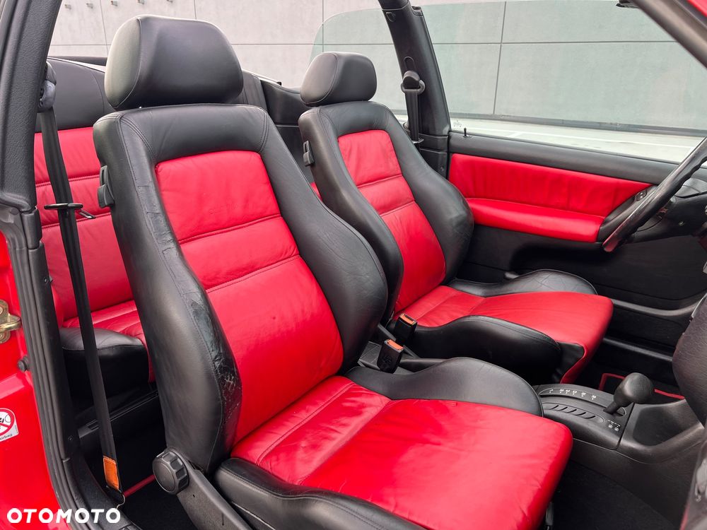 Volkswagen Golf - 35