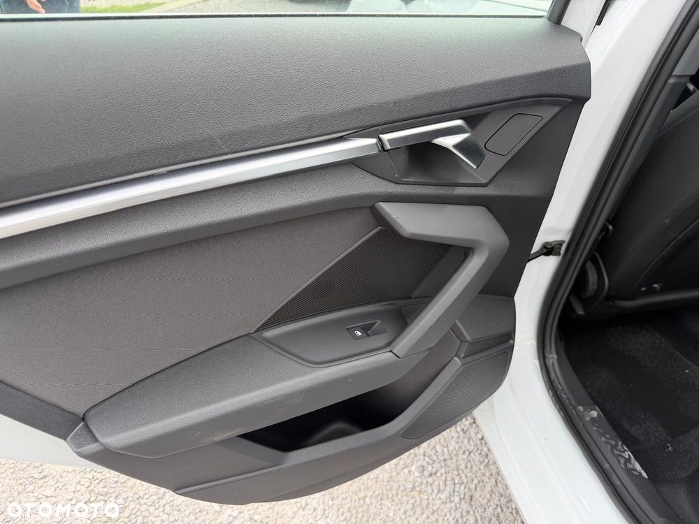 Audi A3 Limousine 35 TFSI S tronic advanced - 15