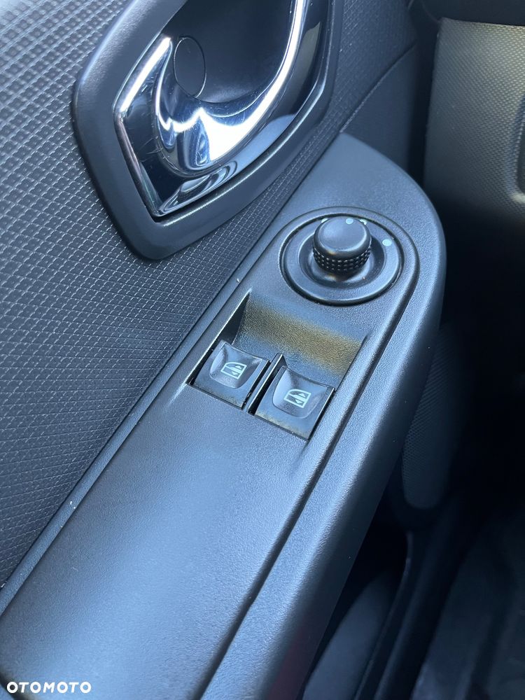Renault Clio - 21