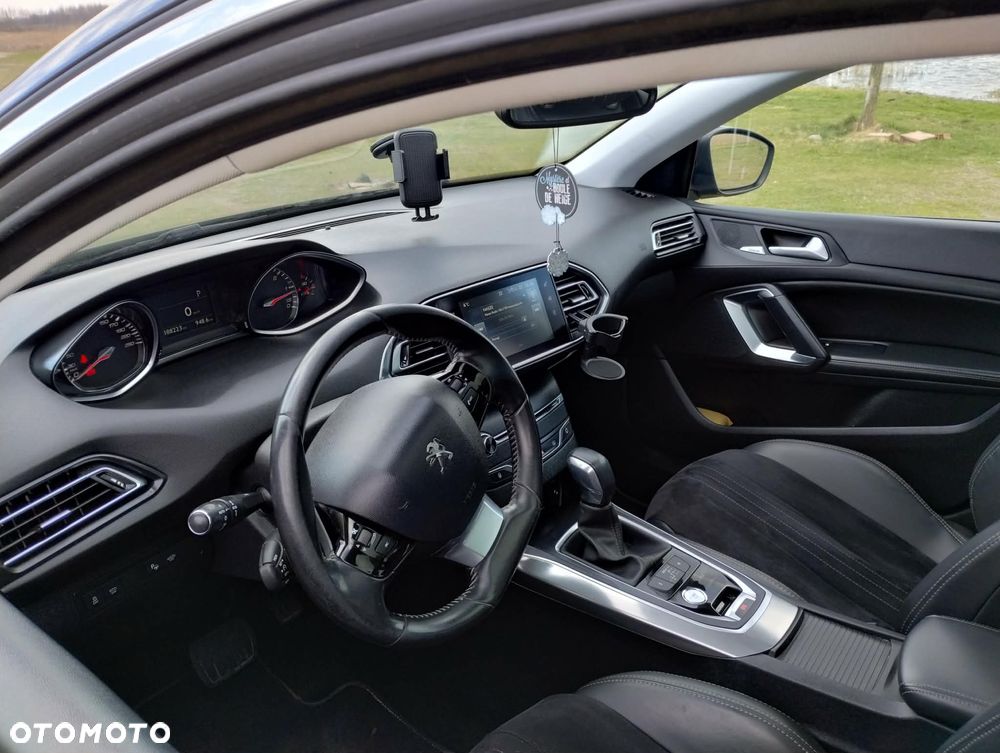 Peugeot 308 BlueHDi 150 Automatik Stop & Start Allure - 10