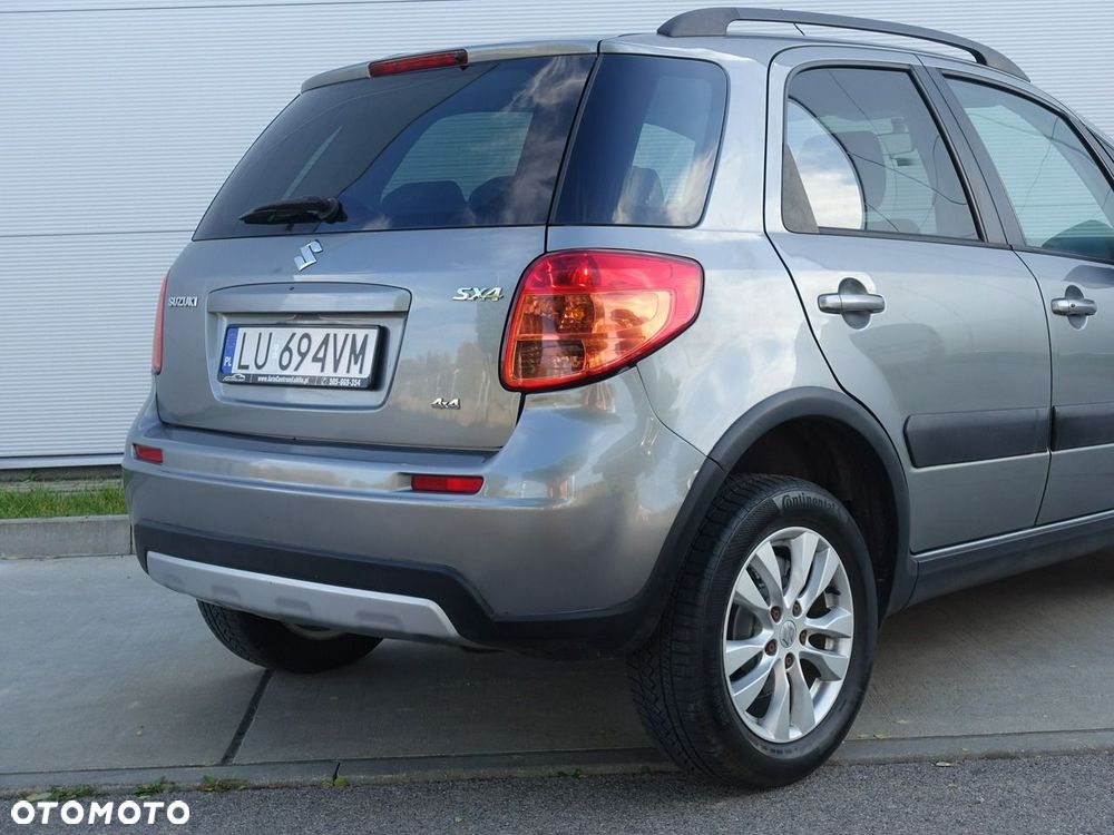Suzuki SX4 1.6 VVT 4x4 Comfort - 25