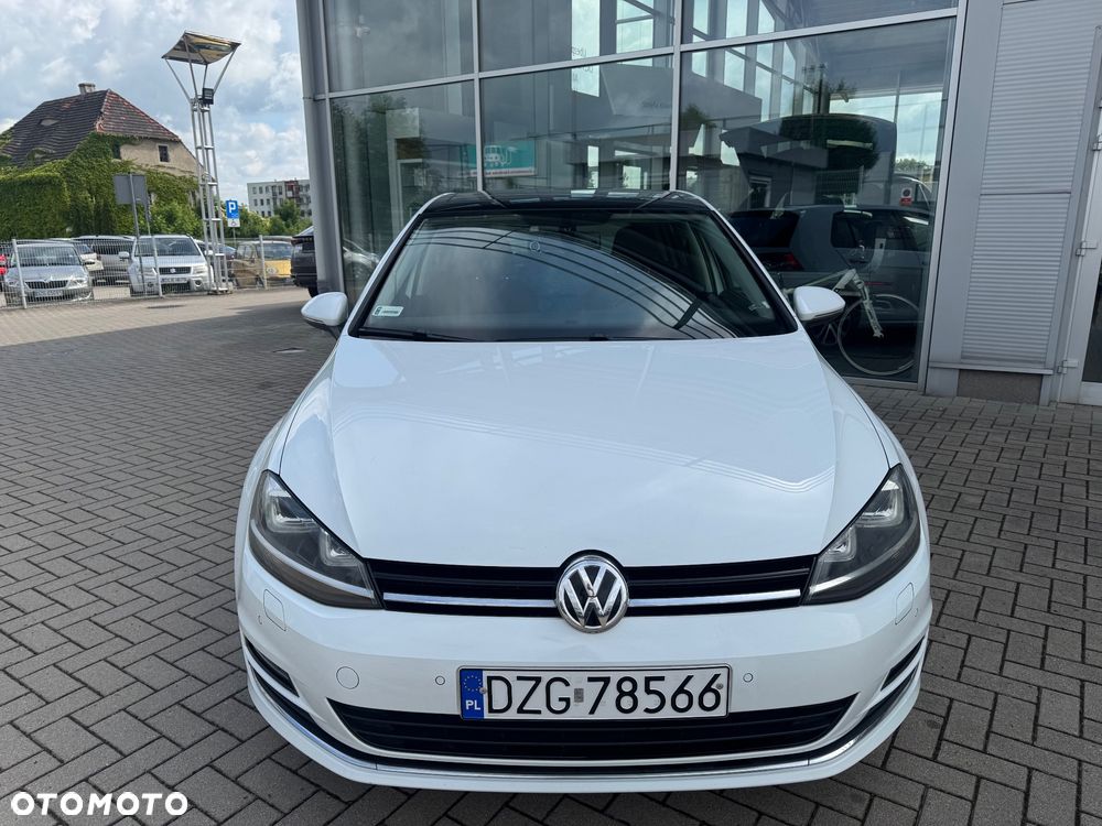 Volkswagen Golf - 2